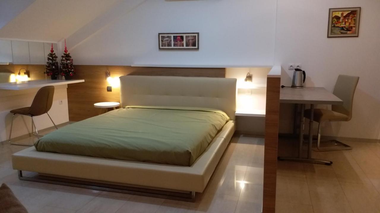 Centar Lux Vrsac Appartement Buitenkant foto