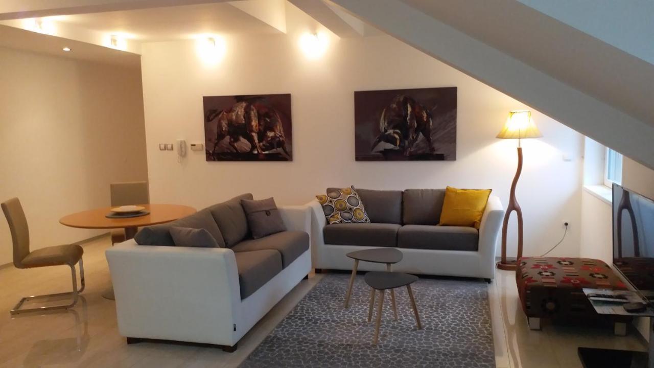 Centar Lux Vrsac Appartement Buitenkant foto