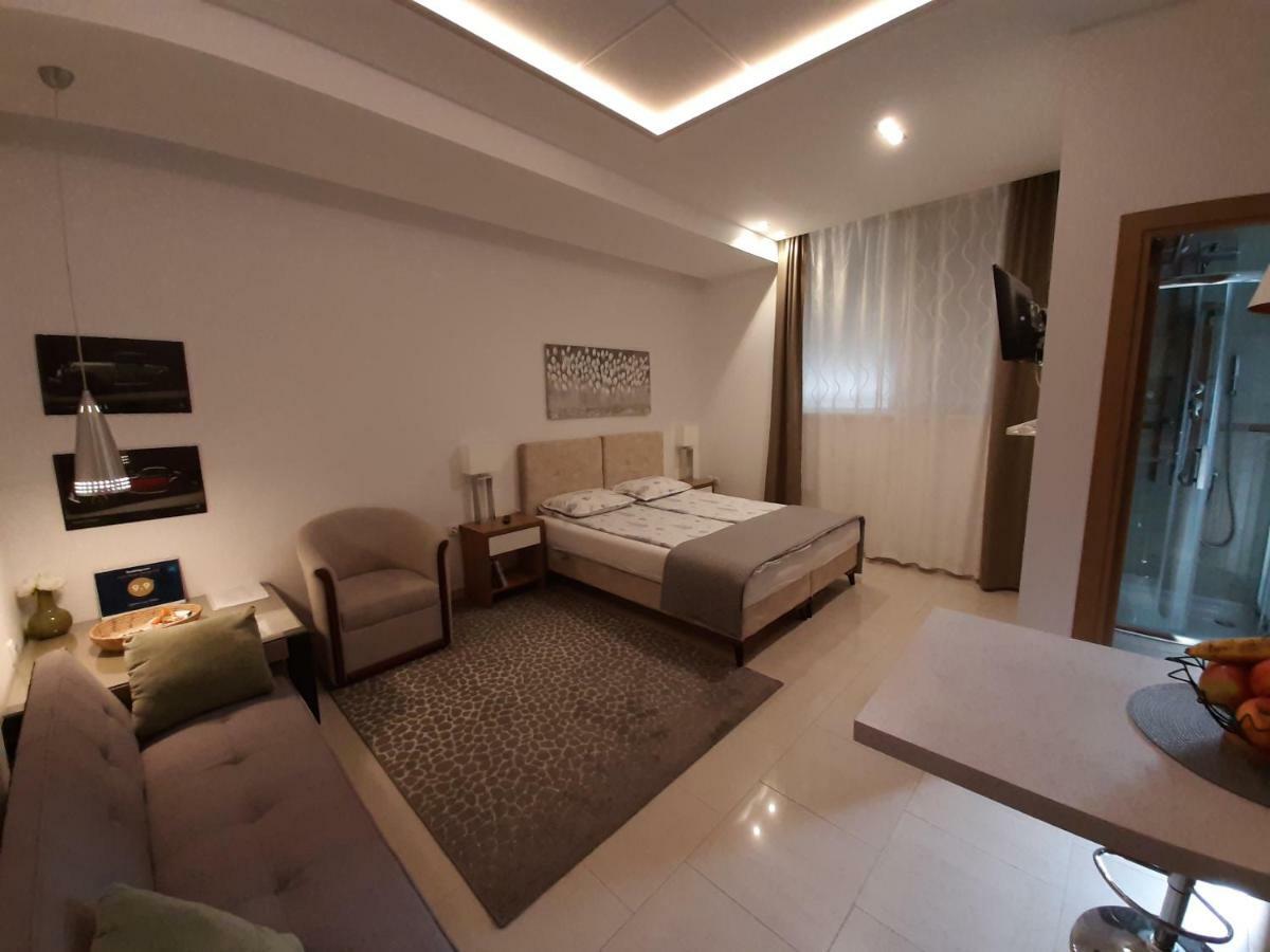 Centar Lux Vrsac Appartement Buitenkant foto